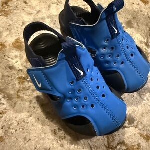Nike Royal Blue and Black Kids' Sandals